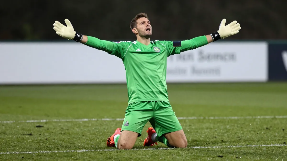 Martin O'Neill faces a Celtic goalkeeper selection headache for the Rangers cup tie after Sam Johnstone's impressive...